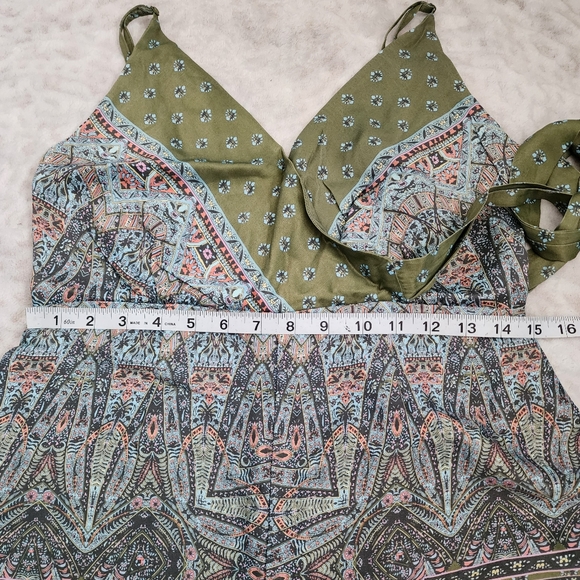 Free People Britt Printed Playsuit Jumpsuit Romper Silky Wide Leg Size 4 - Picture 10 of 16